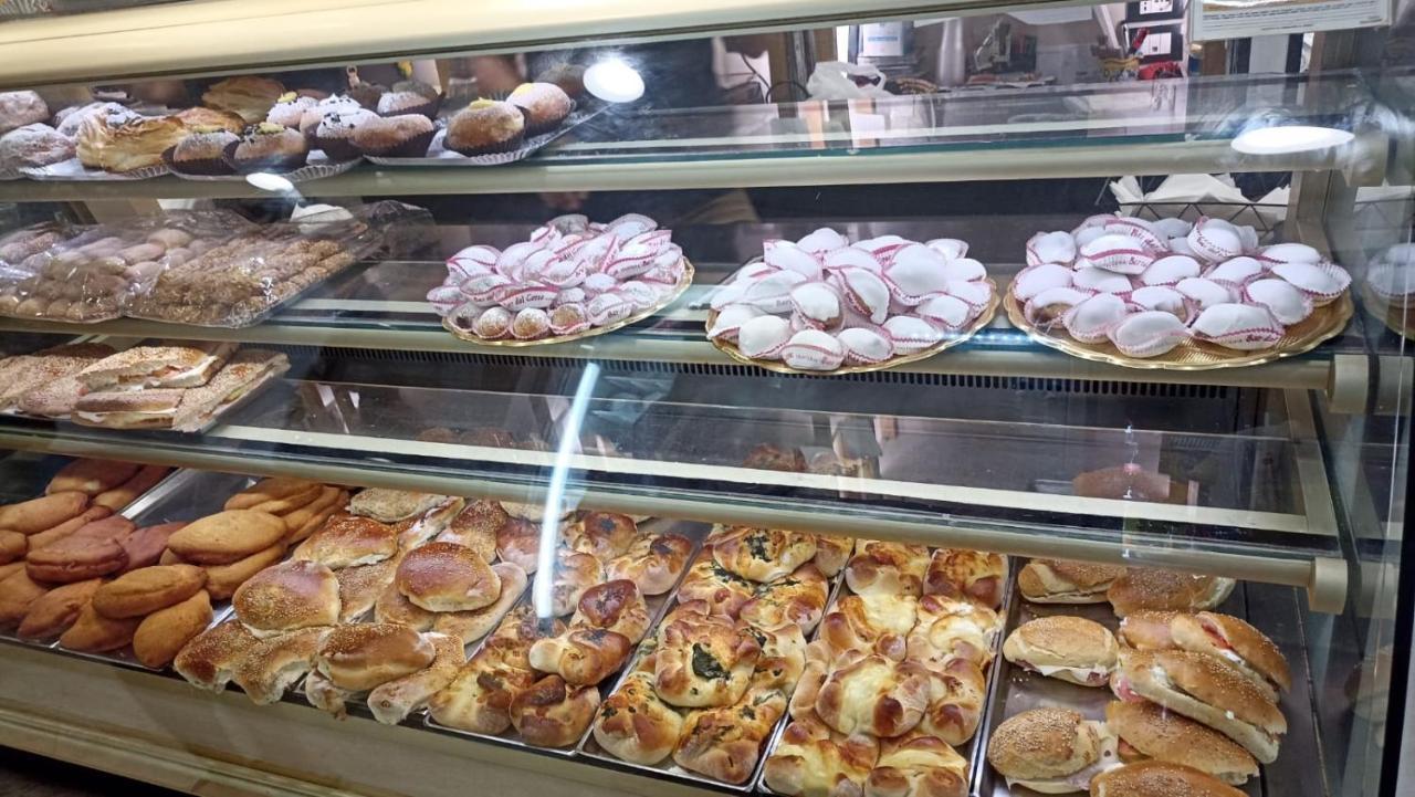 مبيت وإفطار شاكا Le Vie Del Centro المظهر الخارجي الصورة