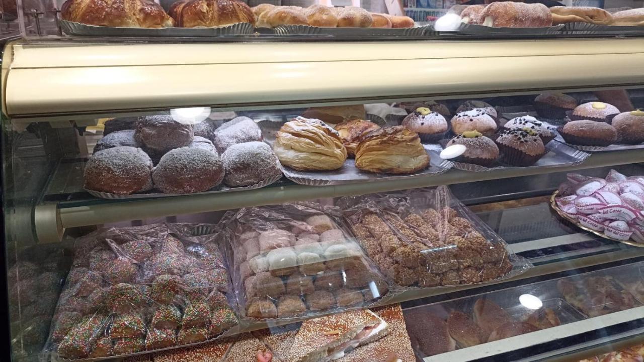 مبيت وإفطار شاكا Le Vie Del Centro المظهر الخارجي الصورة